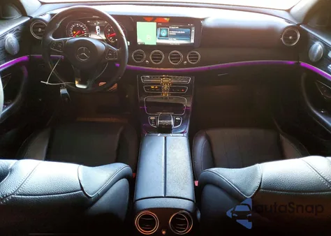 2017 Mercedes-Benz E 300 z USA, uszkodzony, nr VIN WDDZF4JB5HA082915